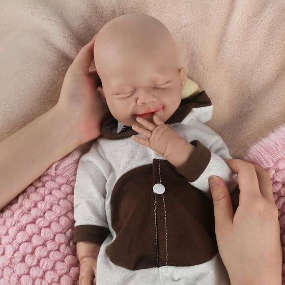 🆕16 inch Sleeping Lifelike Full Silicone Anna Baby Doll with Closed Eyes Girl - Picture 3 of 6